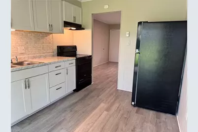 511 Everett Lane #2, High Point, NC 27262 - Photo 6