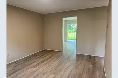 511 Everett Lane #2, High Point, NC 27262 - Photo 4