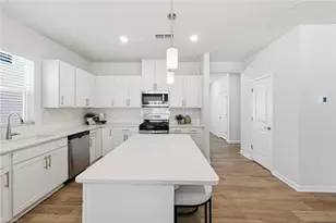 407 Chesney Pl, Thomasville, NC 27360 - Photo 6