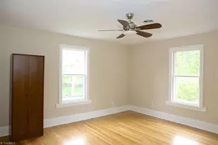 126 Tate St, Greensboro, NC 27403 - Photo 10
