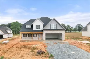 154 Canton Dr, Lexington, NC 27295 - Photo 2