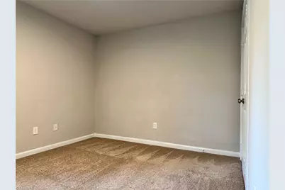 1911 Walker Avenue, Greensboro, NC 27403 - Photo 10