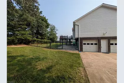 6008 Yeaton Glen Drive, Winston-Salem, NC 27107 - Photo 22