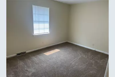 506 Summit Street, Madison, NC 27025 - Photo 20