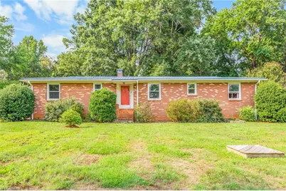 4531 Chantilly Lane, Winston-Salem, NC 27106 - Photo 2