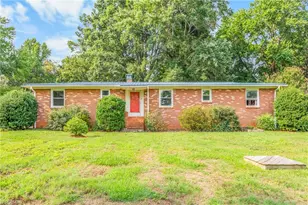 4531 Chantilly Ln, Winston-Salem, NC 27106 - Photo 2