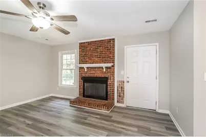 4109 Butterfield Drive, Greensboro, NC 27405 - Photo 10