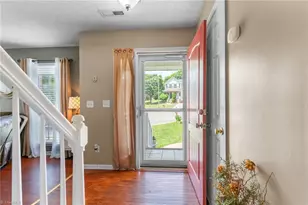 1315 Camden Pl Ct, Winston-Salem, NC 27103 - Photo 4