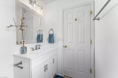 1315 Camden Place Court, Winston-Salem, NC 27103 - Photo 24