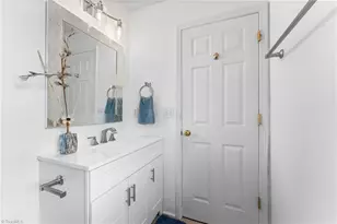 1315 Camden Pl Ct, Winston-Salem, NC 27103 - Photo 24