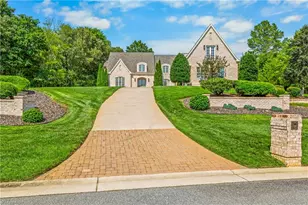 164 N Emily Ct, High Point, NC 27265 - Photo 2