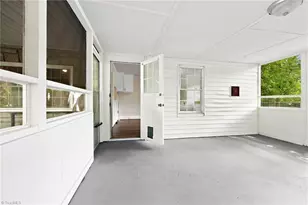 221 Zollicoffer Ave, Henderson, NC 27536 - Photo 28