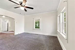 221 Zollicoffer Ave, Henderson, NC 27536 - Photo 4