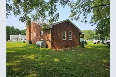 219 Cedarbrook Road, Jonesville, NC 28642 - Photo 4