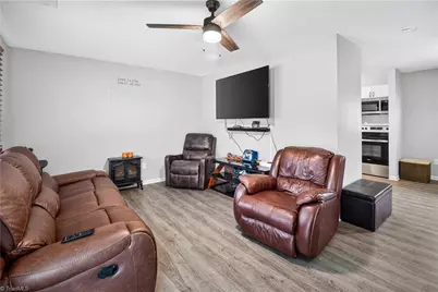 977 Shalimar Drive, Winston-Salem, NC 27107 - Photo 4