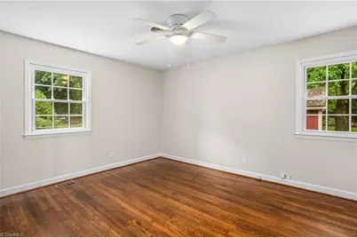 701 N Peace Haven Road, Winston-Salem, NC 27104 - Photo 20