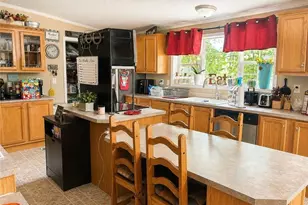 219 Sidden St, Mount Airy, NC 27030 - Photo 4