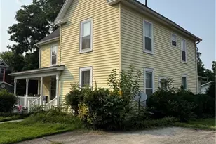 132 Orchard St, Mount Airy, NC 27030 - Photo 2