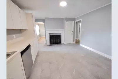 826 Graylyn Drive, High Point, NC 27263 - Photo 8