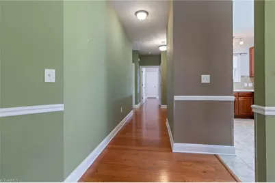 102 Kestrel Court, Mebane, NC 27302 - Photo 20
