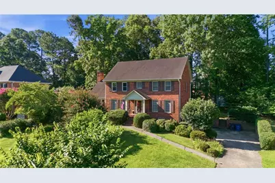 413 Hollinswood Avenue, Winston-Salem, NC 27103 - Photo 2