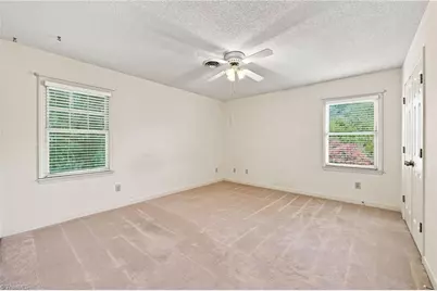 413 Hollinswood Avenue, Winston-Salem, NC 27103 - Photo 18