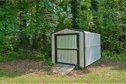 425 Mr Henry Road, Mocksville, NC 27028 - Photo 32