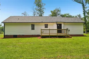 425 Mr Henry Rd, Mocksville, NC 27028 - Photo 30