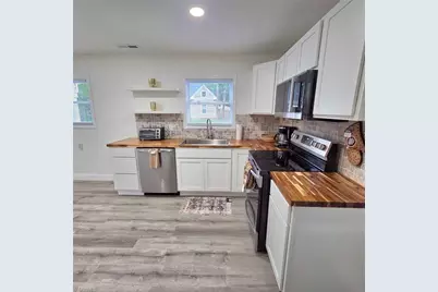 1418 24th Street, Winston-Salem, NC 27105 - Photo 2
