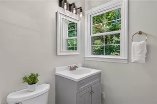 1142 Manning St, Eden, NC 27288 - Photo 20