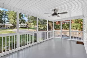 1142 Manning St, Eden, NC 27288 - Photo 2