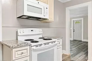 1313 Fairfield Dr, Winston-Salem, NC 27127 - Photo 10