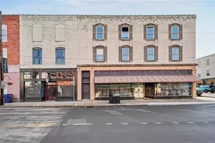 100/104 S Market St, Madison, NC 27025 - Photo 44