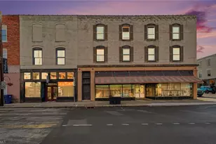 100/104 S Market St, Madison, NC 27025 - Photo 1