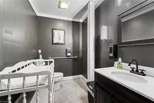 100/104 S Market St, Madison, NC 27025 - Photo 14