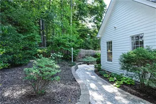 18 Heathrow Ct, Greensboro, NC 27410 - Photo 46