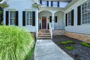 18 Heathrow Ct, Greensboro, NC 27410 - Photo 2