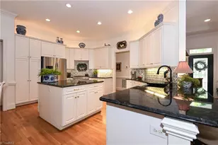 18 Heathrow Ct, Greensboro, NC 27410 - Photo 12