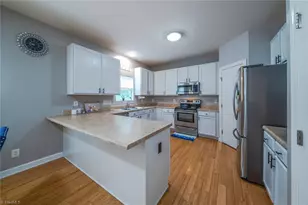 513 Cornelia Dr, Graham, NC 27253 - Photo 6