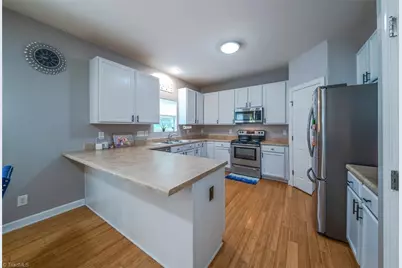 513 Cornelia Drive, Graham, NC 27253 - Photo 6