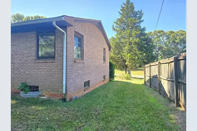 4013 Avera Avenue, Winston-Salem, NC 27106 - Photo 4