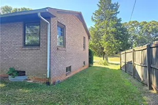 4013 Avera Ave, Winston-Salem, NC 27106 - Photo 4