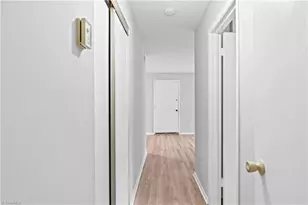 2230 Sunderland Rd, Winston-Salem, NC 27103 - Photo 8