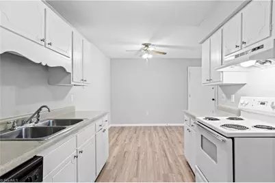 2230 Sunderland Road #42E, Winston-Salem, NC 27103 - Photo 10