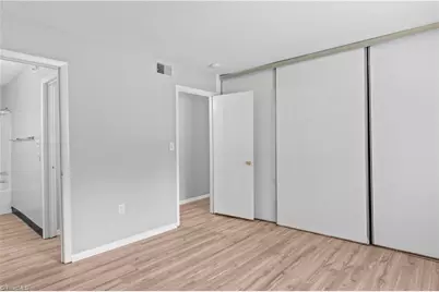 2230 Sunderland Road #42E, Winston-Salem, NC 27103 - Photo 12