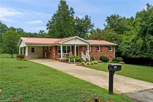 706 Fairwood Trail, Asheboro, NC 27205 - Photo 2