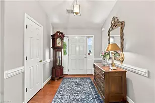 2036 Sweetbay Cir, Burlington, NC 27215 - Photo 2