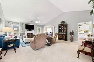2036 Sweetbay Cir, Burlington, NC 27215 - Photo 6