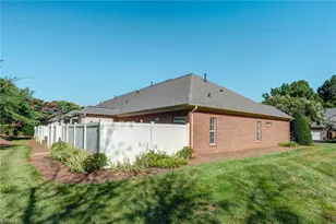 4744 Lancaster Park Dr, Winston-Salem, NC 27103 - Photo 22