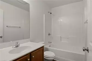 4020 Tarrant Trace Cir, High Point, NC 27265 - Photo 26